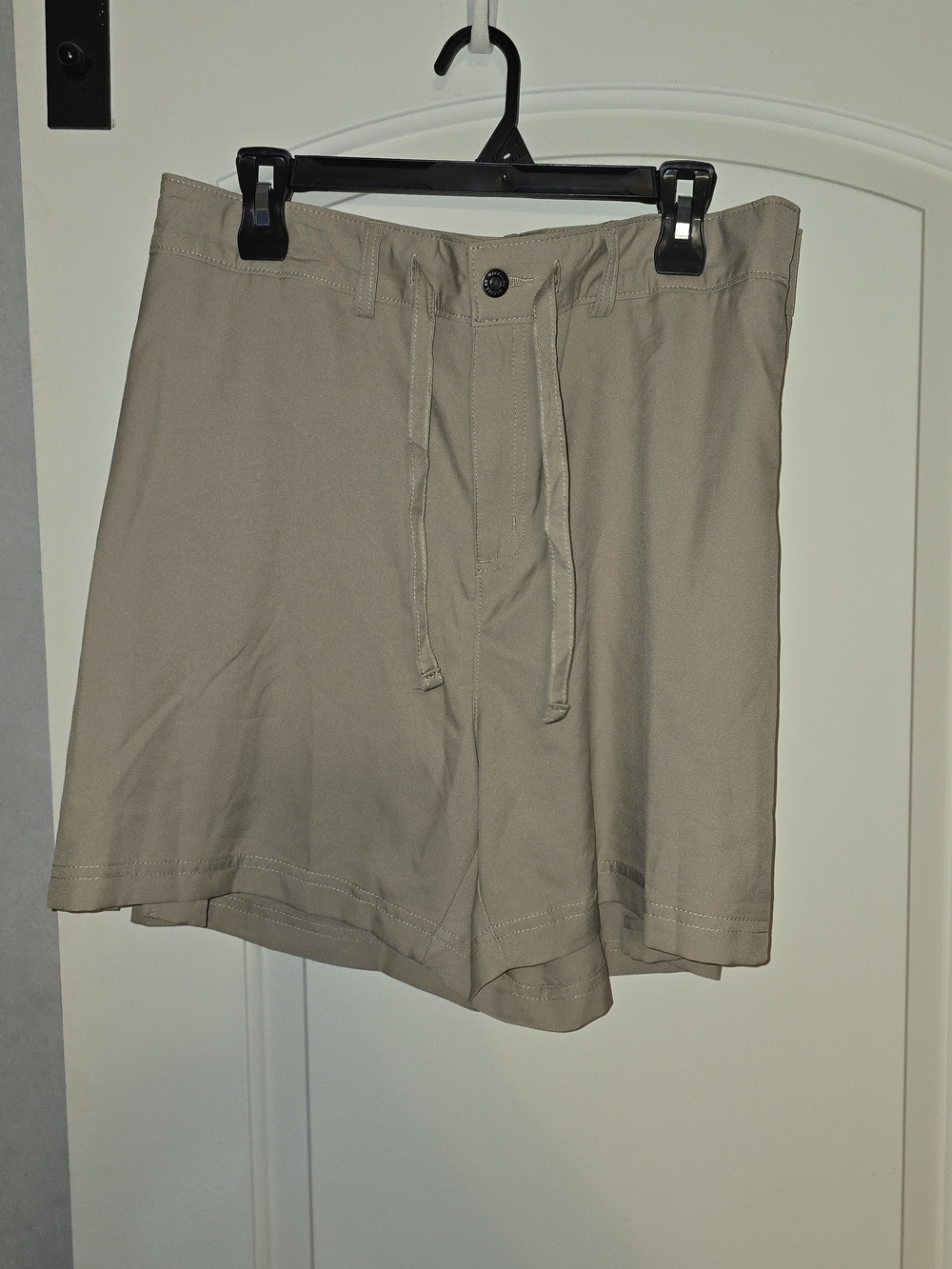 Magellan Outdoors Women's Khaki Drawstring Athletic Shorts